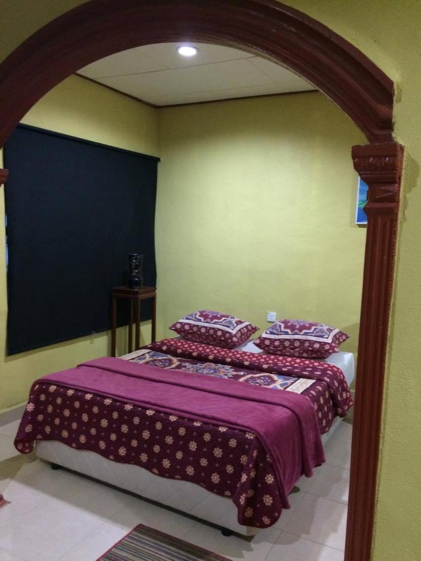 Bohok Guesthouse パンタイ・サナング エクステリア 写真