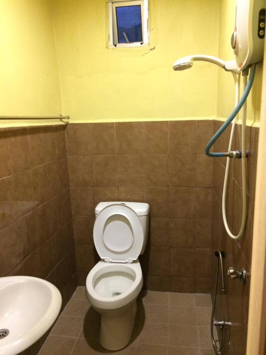 Bohok Guesthouse パンタイ・サナング エクステリア 写真